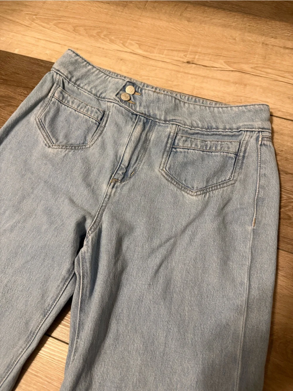 LOFT Light Wash Wide-Leg Jeans